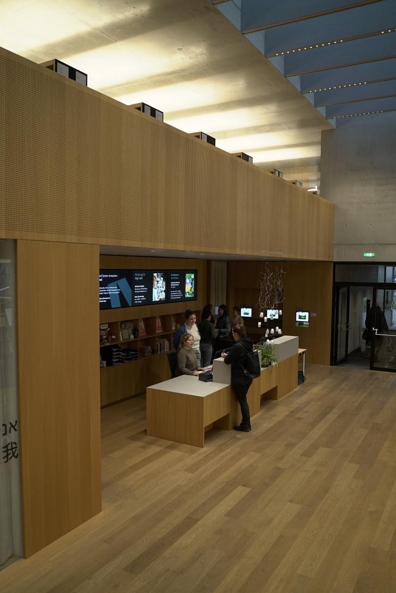 Innenbereich der Stadtbibliothek Dornbirn