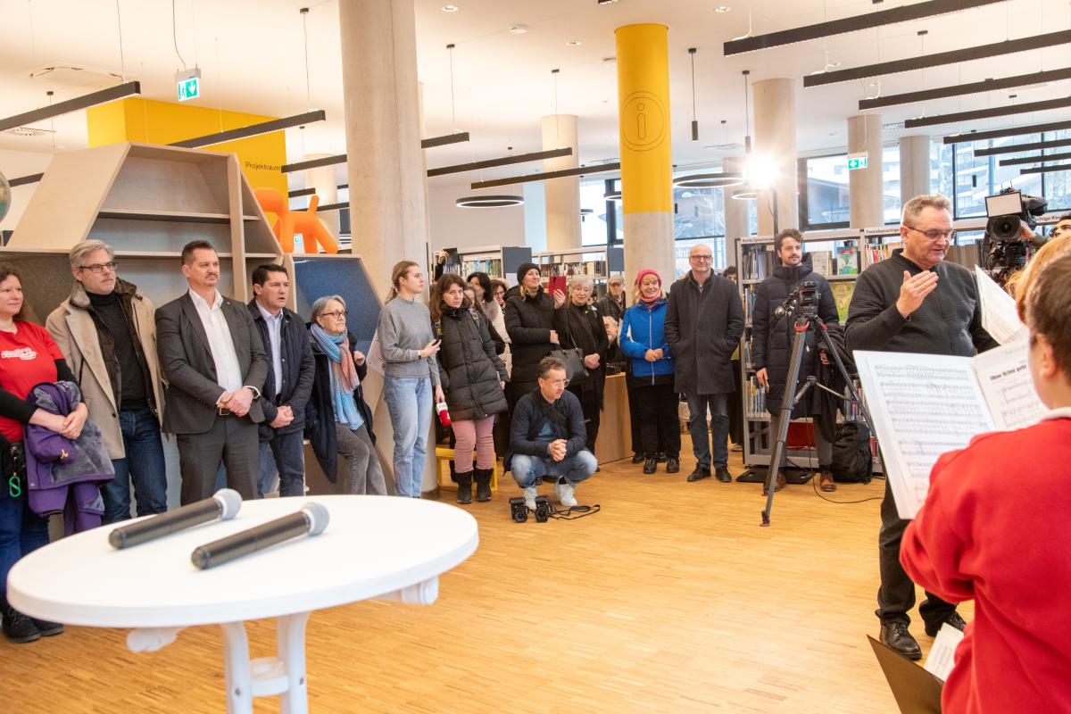 Eröffnung der Bücherei Neues Landgut: Chor